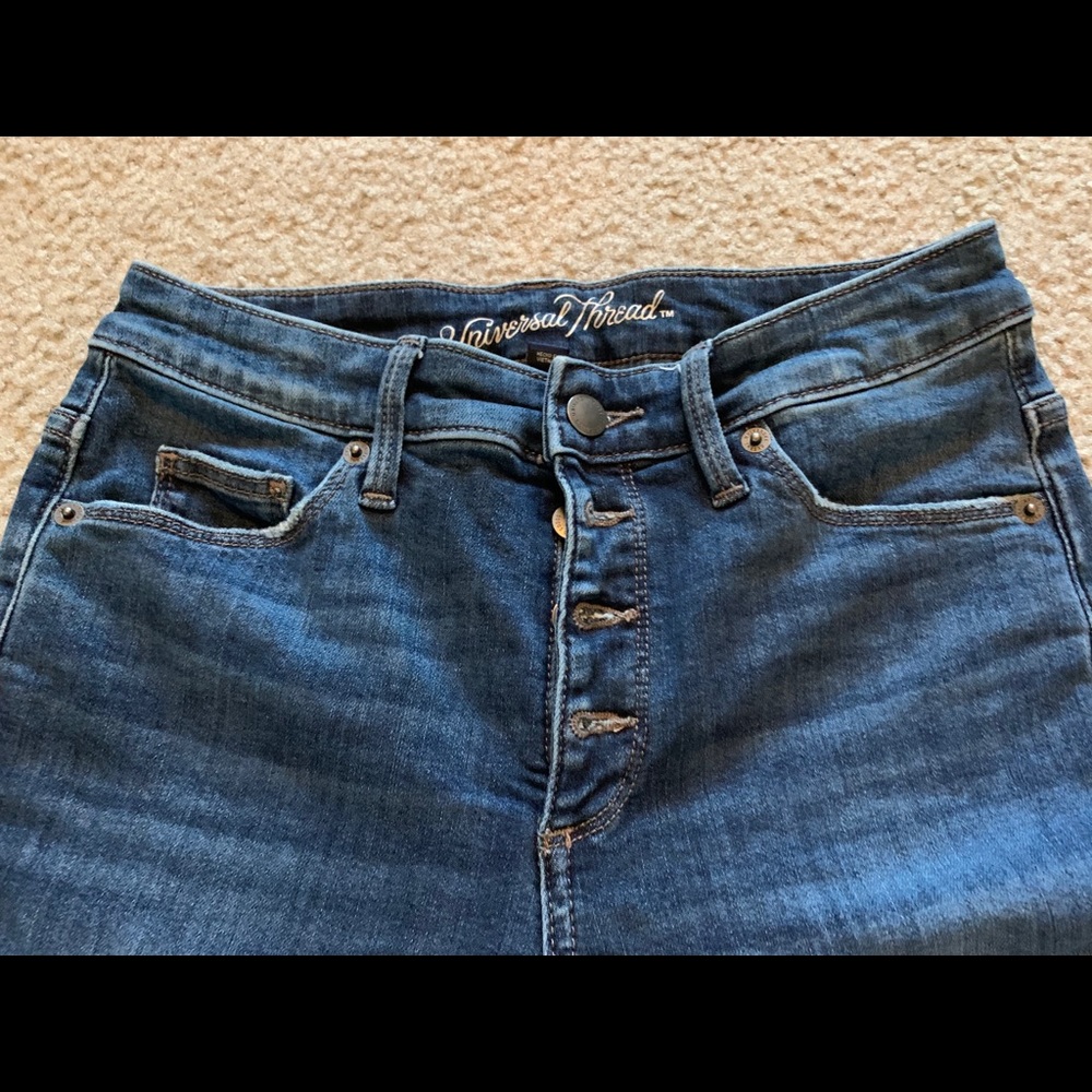 Jeans - Picture 2 of 3